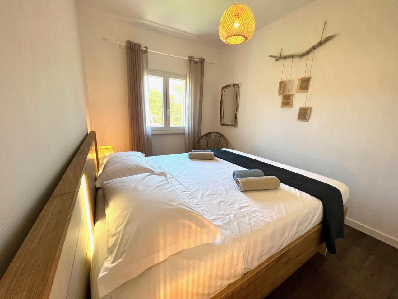 סומרטין Vila Vera Seafront Apartments מראה חיצוני תמונה